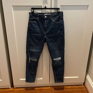 Skinny jeans with top detail